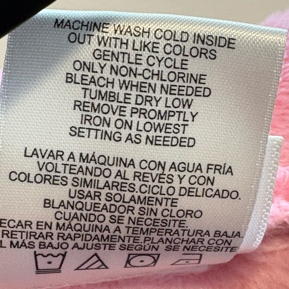 NWT 2pc set Girls Fluffy Pink Robe with Sleep Mask | Size Medium 10-12 - Picture 6 of 6